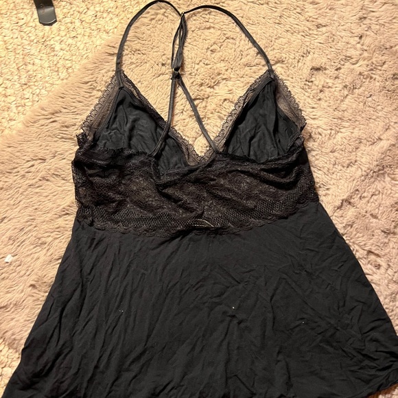 Victoria’s Secret lace lined sleep tank - Picture 5 of 5
